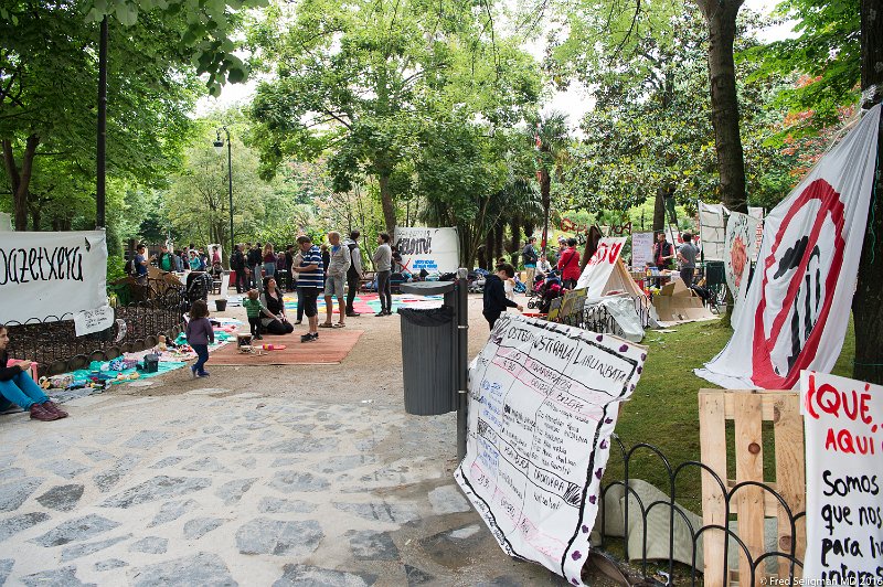 20160604_115619 D4S.jpg - Protest in Park, San Sebastion